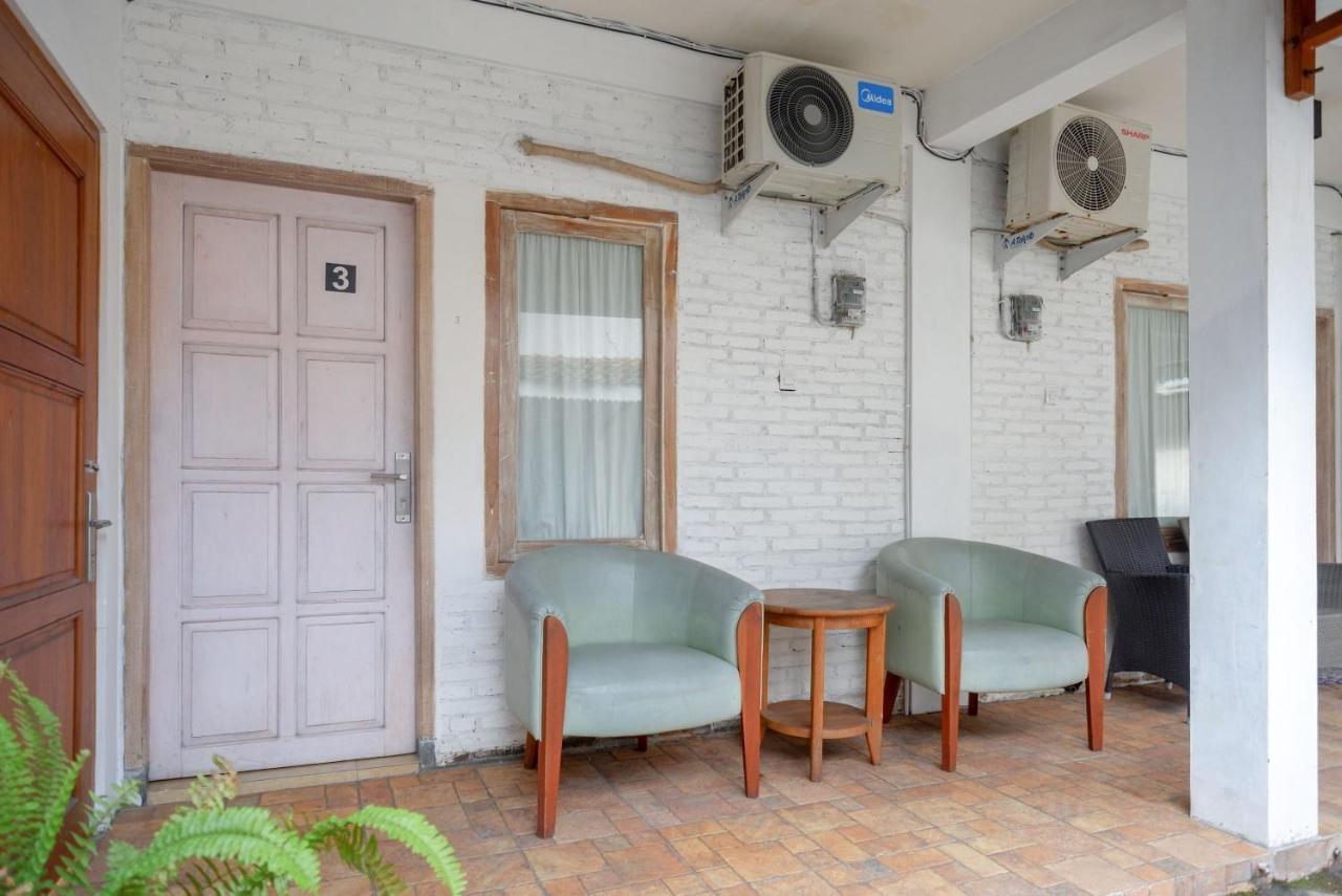 Отель Reddoorz Syariah Near Plengkung Gading 2 Джокьякарта Экстерьер фото