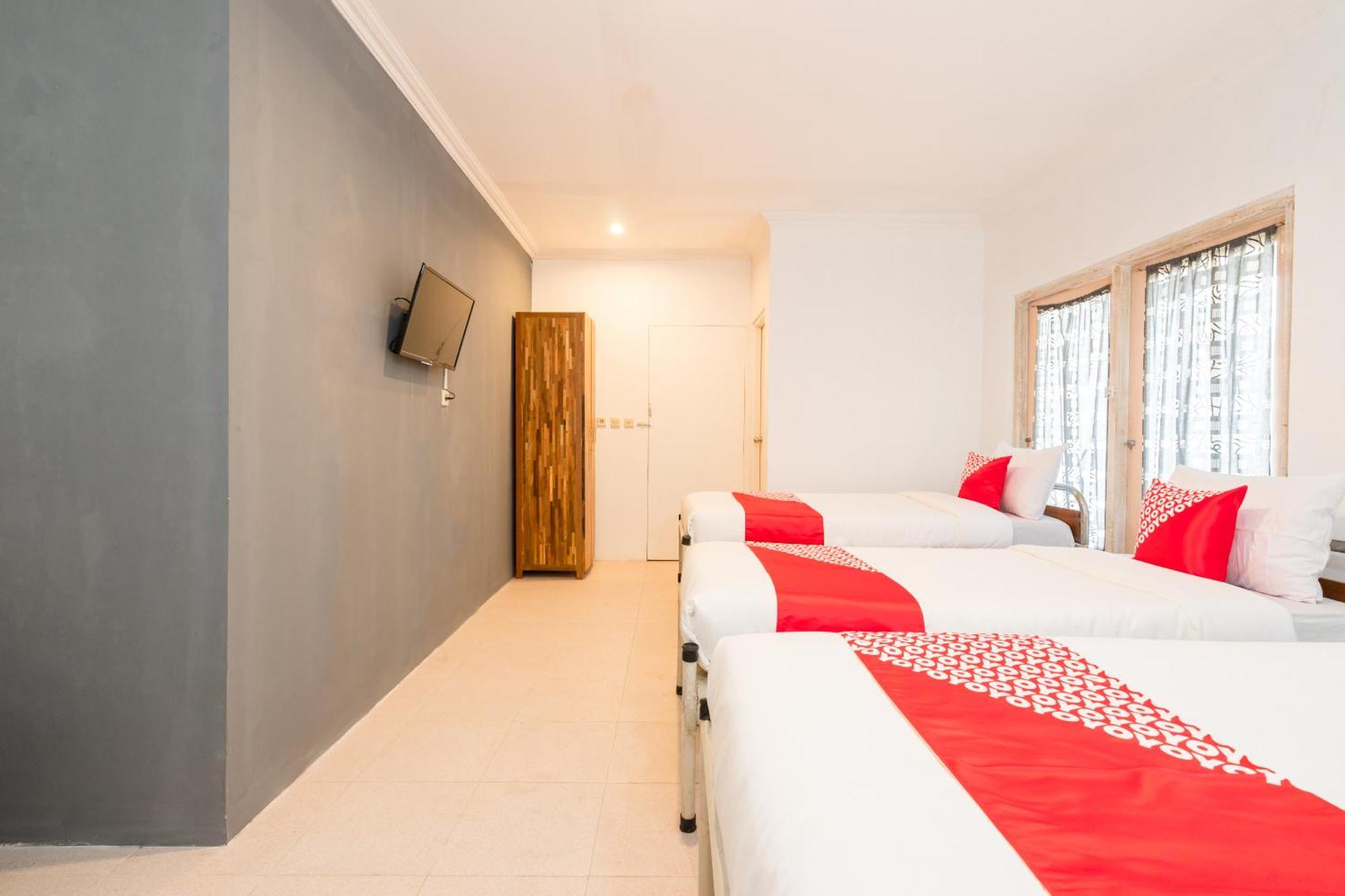 Отель Reddoorz Syariah Near Plengkung Gading 2 Джокьякарта Экстерьер фото